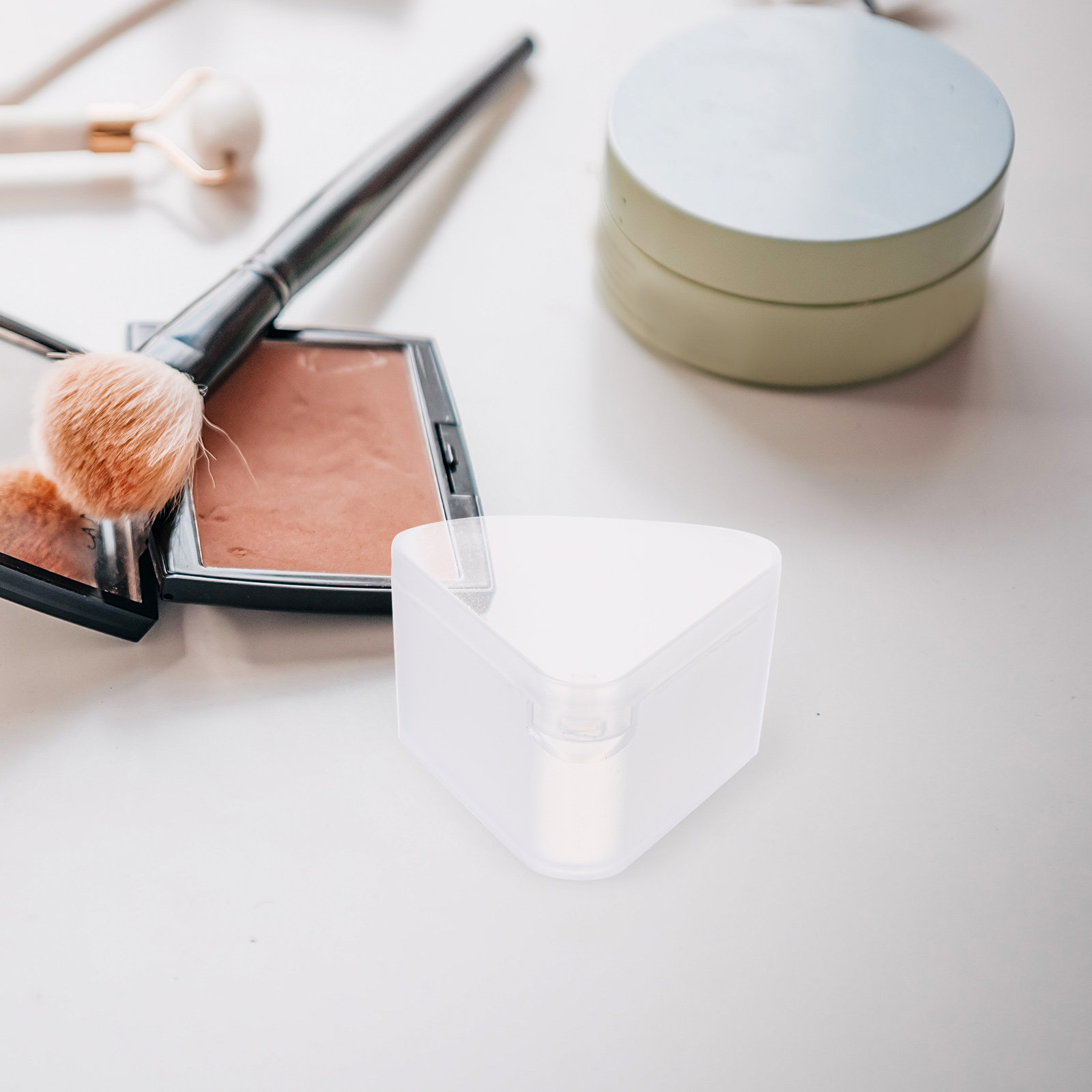 Beauty Makeup Case - กล่องใส่พัฟแต่งหน้าทรงสามเหลี่ยม 6 ชิ้น ประหยัดพื้นที่ กล่องเก็บฟองน้ำแต่งหน้าสำหรับพัฟทรงสามเหลี่ยม กล่องจัดระเบียบพัฟแต่งหน้า