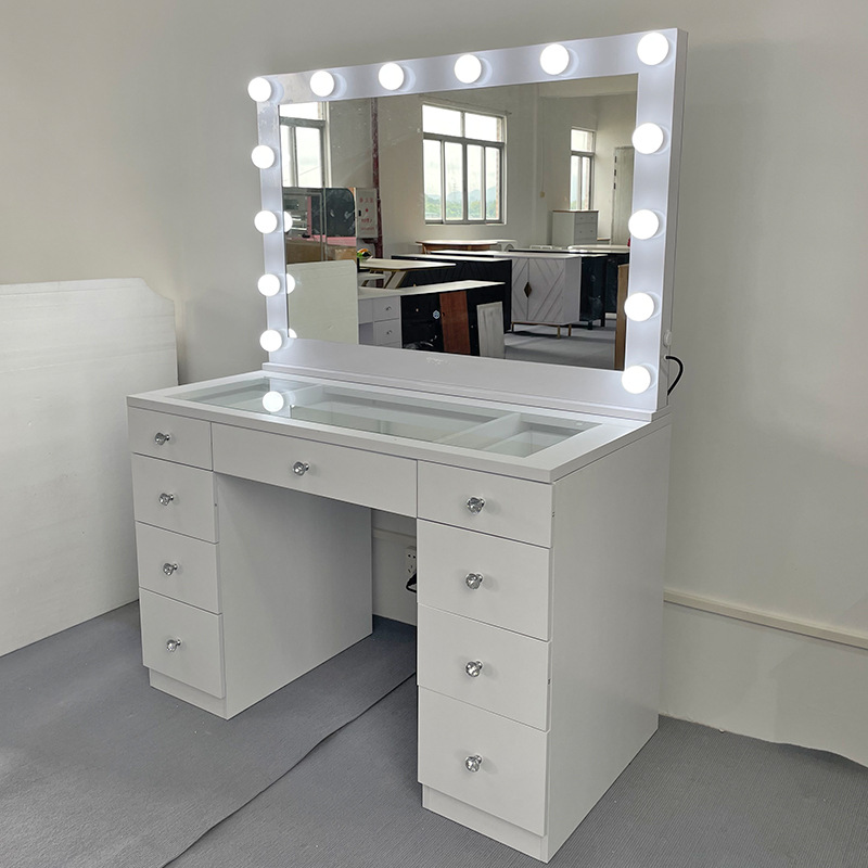 โต๊ะเครื่องแป้งสำหรับช่างแต่งห - Beauty And Makeup Studio บทวิจารณ์และราคา